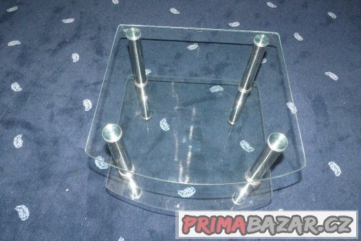 Přístavný stolek