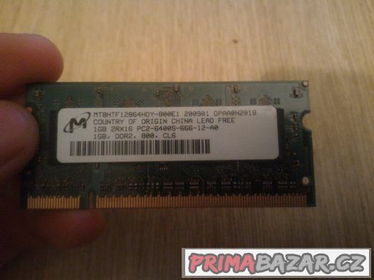 Plně funkční operační paměť 1gb s 667 mhz