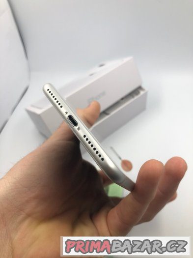 iPhone 8 plus 64GB stav nového - záruka ALZA CZ