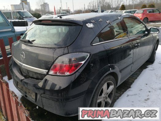 OPEL ASTRA GTC 1,9 CDTi 110 KW.6 RYCHL.04/2007