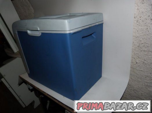 CESTOVNÍ CHLADNIČKA CAMPINGAZ LUXUS 30L CESTOVNÍ CHLADNIČKA CAMPINGAZ LUXUS 30L