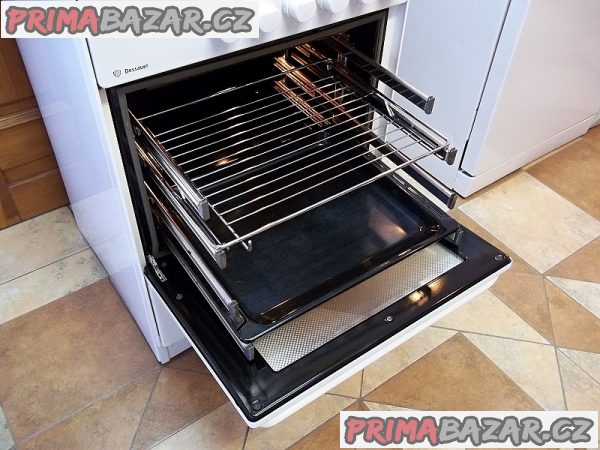 Sporák sklokeramický DGG šíře 55 cm horkovzduch Sporák sklokeramický DGG šíře 55 cm horkovzduch