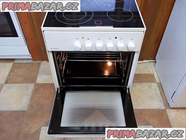 Sporák sklokeramický DGG šíře 55 cm horkovzduch Sporák sklokeramický DGG šíře 55 cm horkovzduch