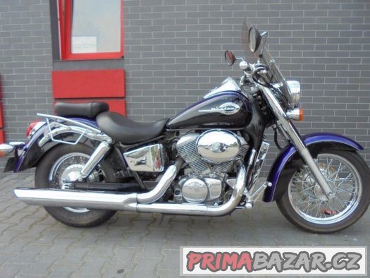 Honda SHADOW vt 750 krásna lame ako nový 1999 roku