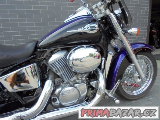 Honda SHADOW vt 750 krásna lame ako nový 1999 roku