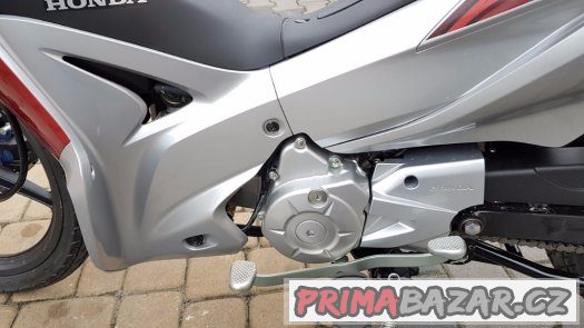 Honda SH 125i 2017 roku nový nový nový 5 km