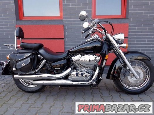 Honda SHADOW 750 krásna lame ako nový 2008 roku