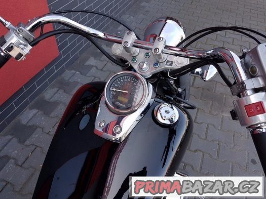 Honda SHADOW 750 krásna lame ako nový 2008 roku