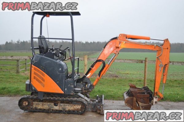 Minibagr Hitachi ZX27-UU + příslušenství