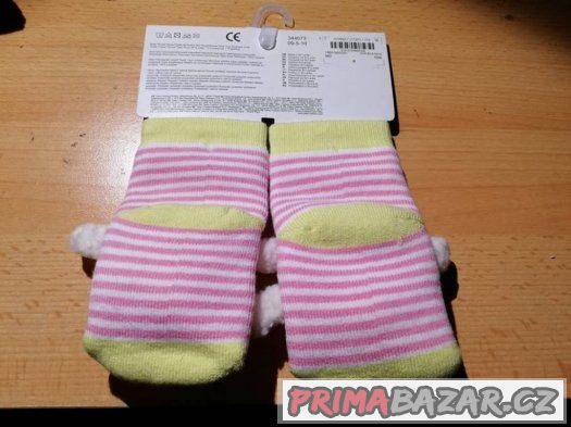 Chrastící ponožky pro miminko