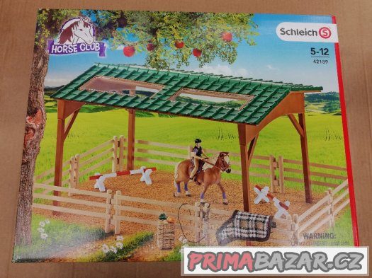 schleich-jezdecky-areal-s-konem-a-prislusenstvim