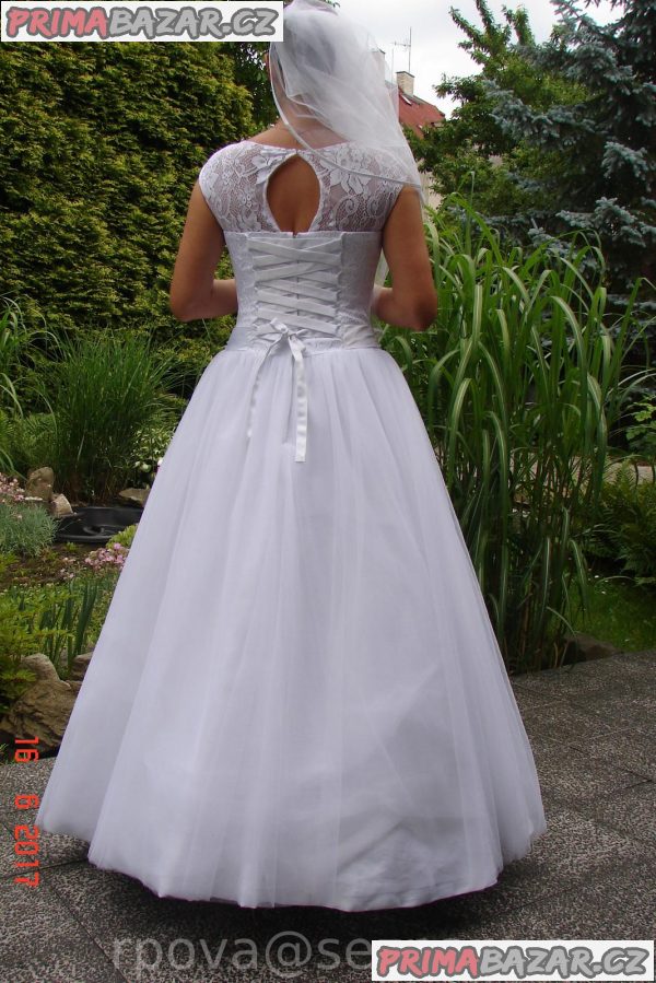 Svatební šaty - 38