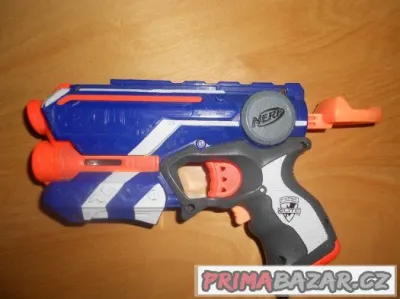 Pistole Nerf Firestrike (bez nábojů)