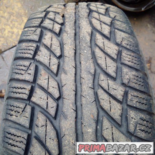 205/70R15 96T Yokohama vzorek 6mm zimní