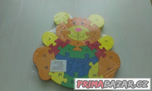 Nové dřevěné puzzle medvěd s čísly a písmeny