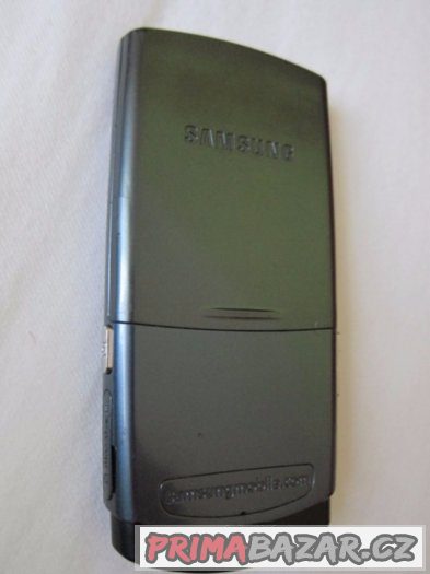 Mobilní telefon Samsung U600