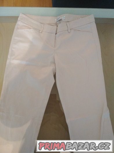 Bílé (společenské) kalhoty