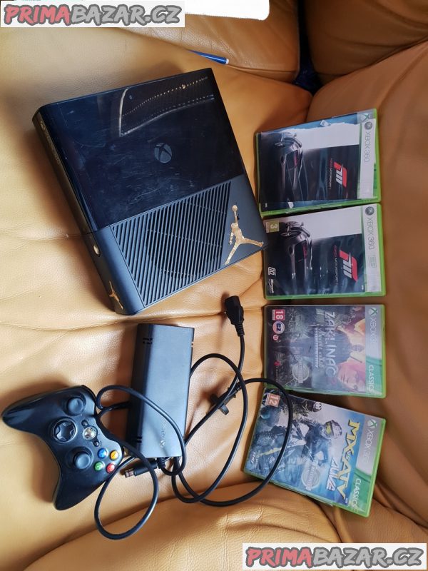 prodám xbox 360 model 1538