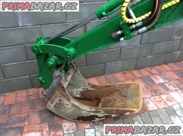 Minibagr Yanmar B25V, r.2001