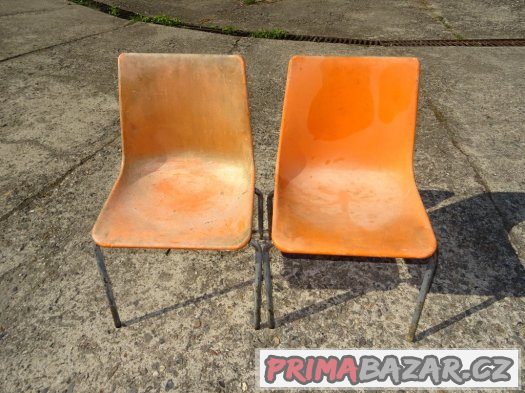 Retro - oranžové plastové židle - 2 ks