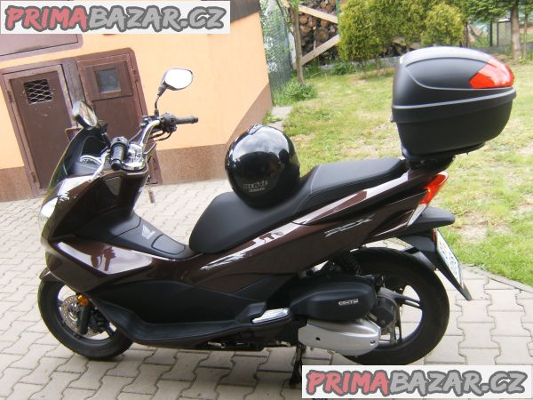 skutr-honda-pcx125