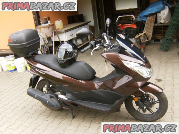 skutr honda pcx125