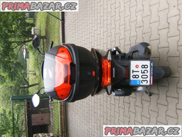 skutr honda pcx125