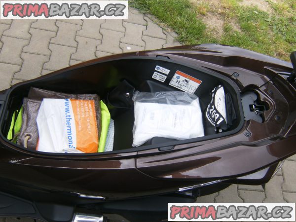 skutr honda pcx125