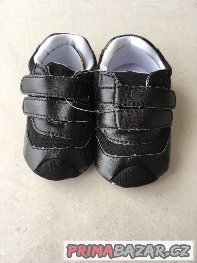 Nové capáčky “Armani”. Nové capáčky “Armani”.