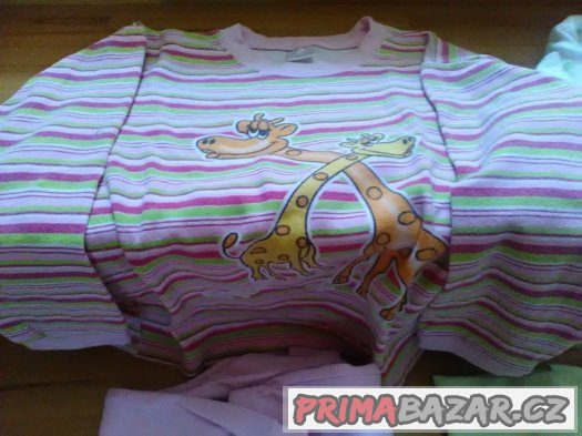 Dětské pyžamko velikost 110