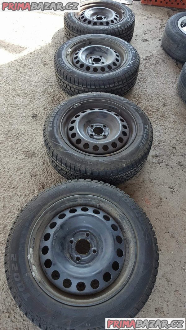 4xplechové disky zánovní s pneu torque 185/60 r15 84t