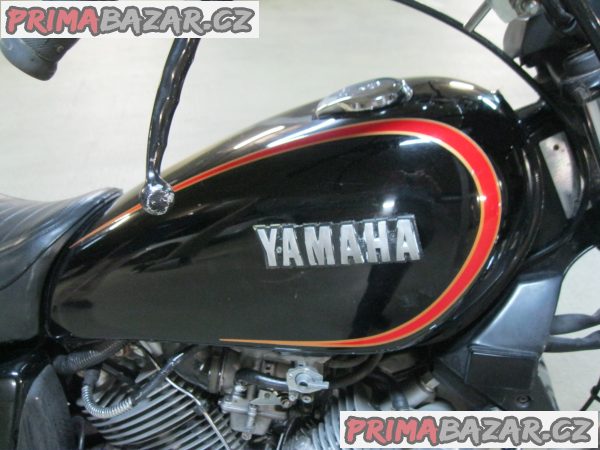 YAMAHA XV 750