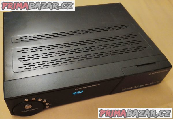 Satelitní digitální přijímač ShowBox Platinum S-300.