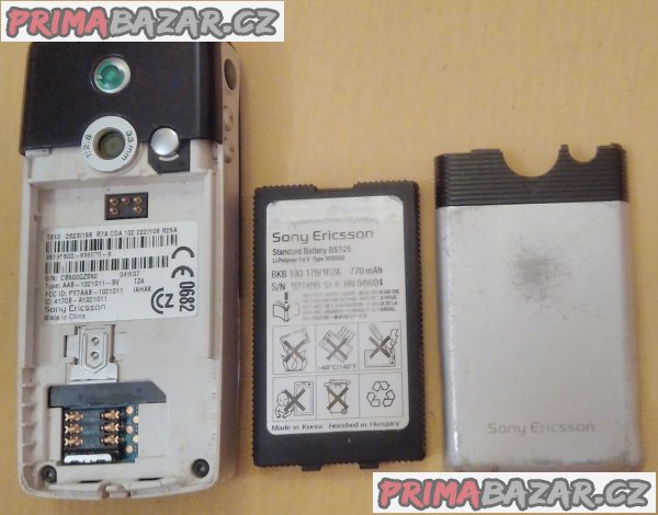 Sony Ericsson T610 - jako nový - nutná drobná oprava!!! Sony Ericsson T610 - jako nový - nutná drobná oprava!!!