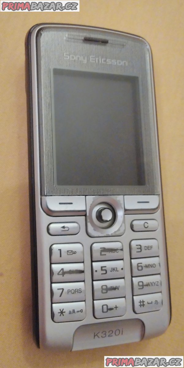 Sony Ericsson K310i - jako nový - nutná drobná oprava!!! Sony Ericsson K310i - jako nový - nutná drobná oprava!!!