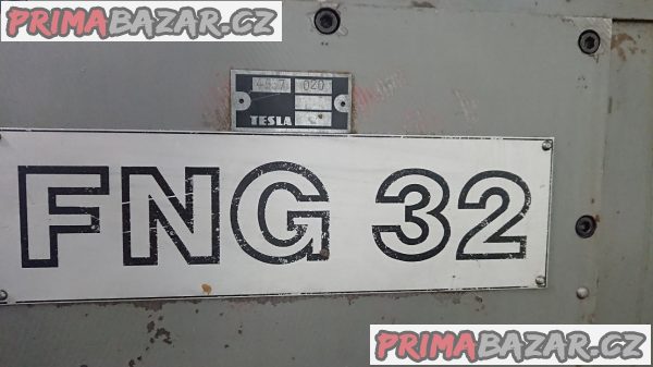 Nástrojářská frézka TOS FNG 32