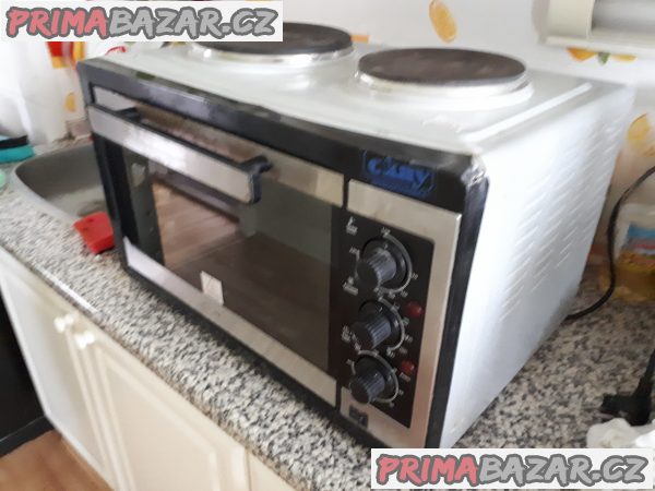 Elektrická trouba s plotynkami Elektrická trouba s plotynkami