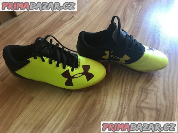 Under Armour - dětské kopačky