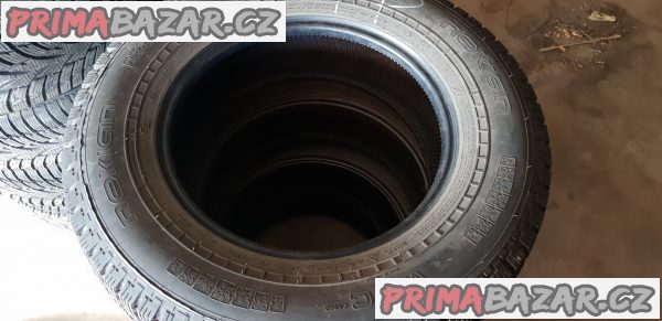 4x pneu nokian wr c 90% vzorek 205/75 r16c 113/111s