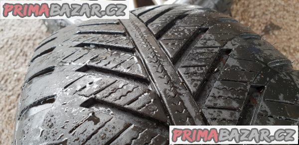 2x alu kola s pneu chrysler 5x114.3 7jx17 2x alu kola s pneu chrysler 5x114.3 7jx17