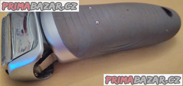 Holící strojek Braun 9585 Pulsonic - s drobným nedostatkem! Holící strojek Braun 9585 Pulsonic - s drobným nedostatkem!