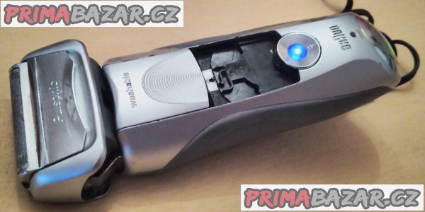 Holící strojek Braun 9585 Pulsonic - s drobným nedostatkem! Holící strojek Braun 9585 Pulsonic - s drobným nedostatkem!