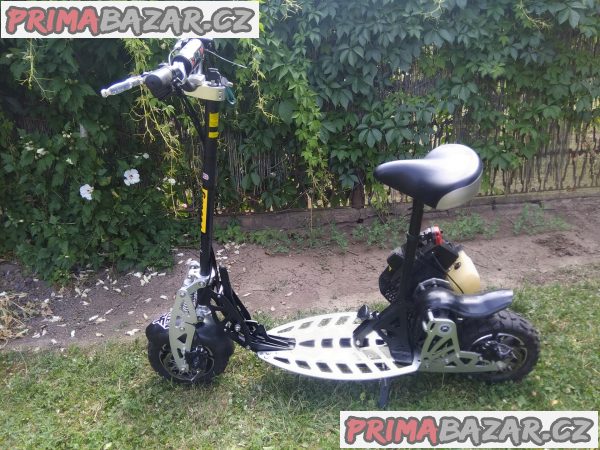 Moto-koloběžka