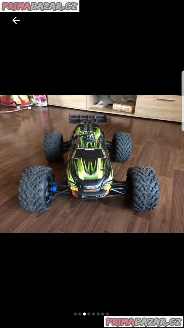 RC auto E-Revo Traxxas