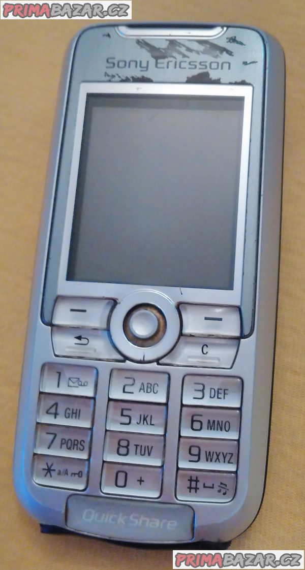 Sony Ericsson K700i - na náhr. díly nebo k opravě!!! Sony Ericsson K700i - na náhr. díly nebo k opravě!!!