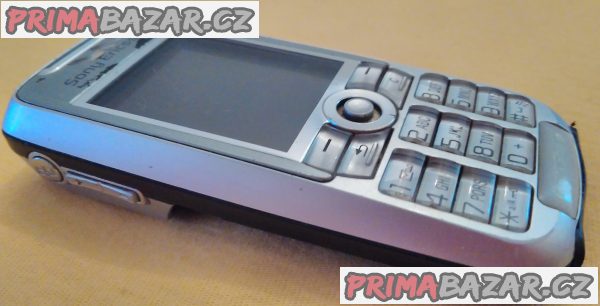 Sony Ericsson K700i - na náhr. díly nebo k opravě!!! Sony Ericsson K700i - na náhr. díly nebo k opravě!!!