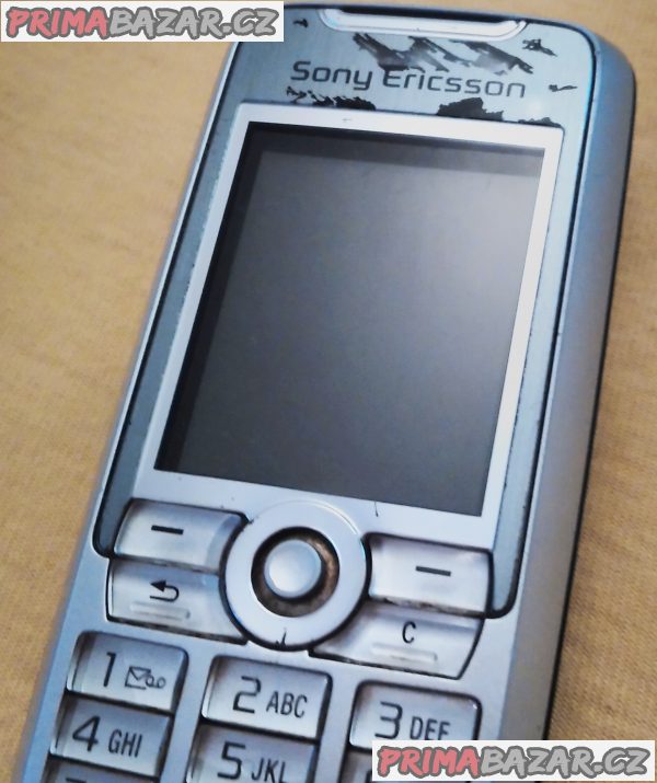 Sony Ericsson K700i - na náhr. díly nebo k opravě!!! Sony Ericsson K700i - na náhr. díly nebo k opravě!!!