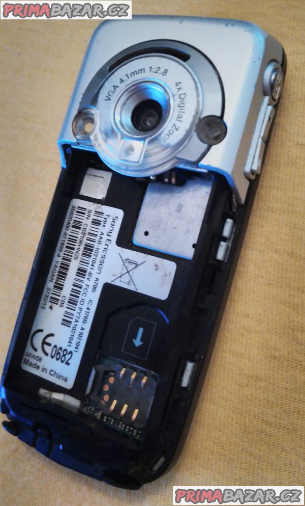 Sony Ericsson K700i - na náhr. díly nebo k opravě!!! Sony Ericsson K700i - na náhr. díly nebo k opravě!!!