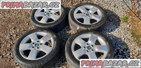 sada alu kola elektrony Škoda v super stavu jako nové 1Z0601025N 5x112 7jx17 et50