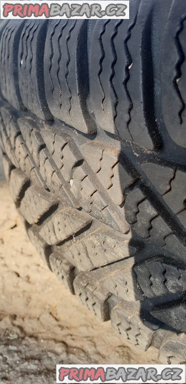 plechove disky octavia 1 s pneu debica 1J0 5x100 6jx15 et38 plechove disky octavia 1 s pneu debica 1J0 5x100 6jx15 et38